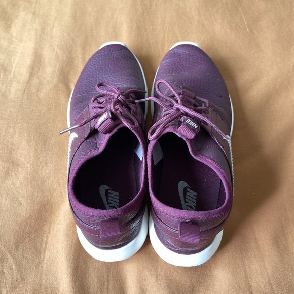 Nike Running Shoes - Custom Rhinestone - Maroon - Picture 4 of 9